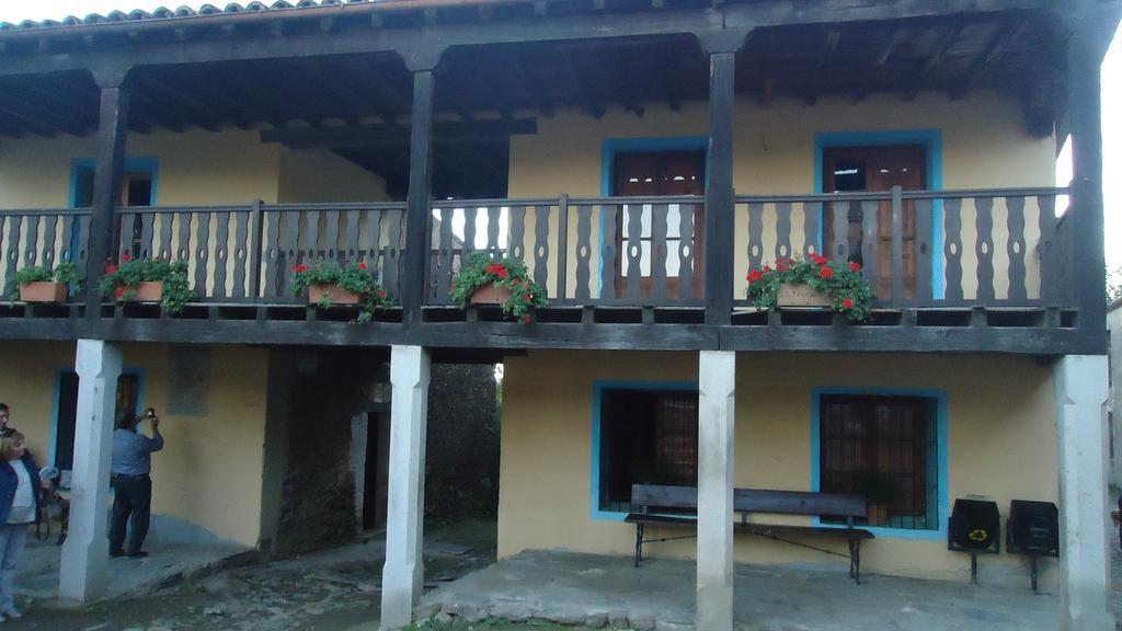 Casas Rurales El Caminante Aldeanueva del Camino Ngoại thất bức ảnh